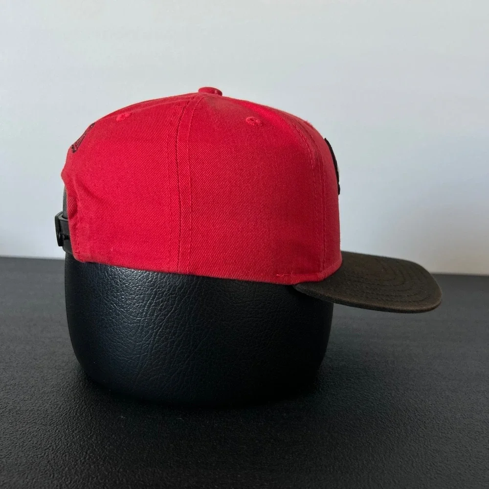 Vintage Chicago Bulls Hat Cap Snap Back Adjustable YOUTH Red Black Josh NBA